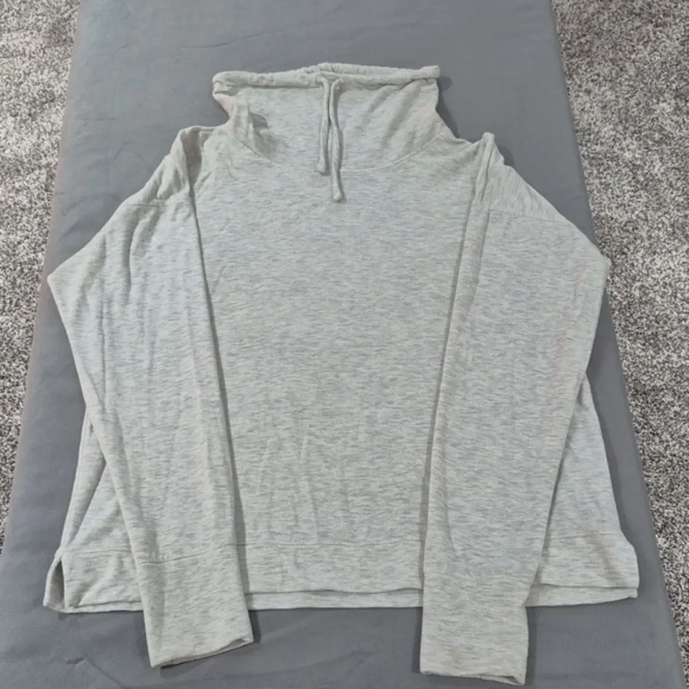 Maurices Heather Gray Pullover Hoodie - Picture 1 of 5